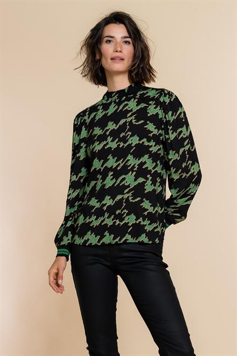 Geisha Blouse 23659