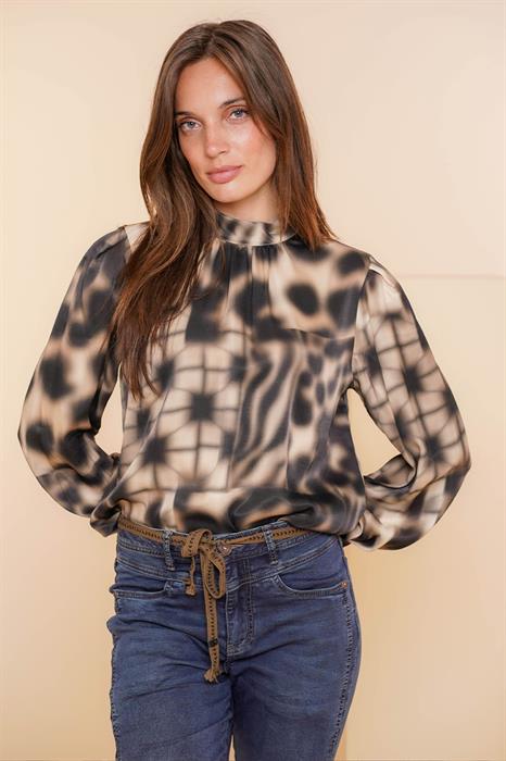 Geisha Blouse 43676