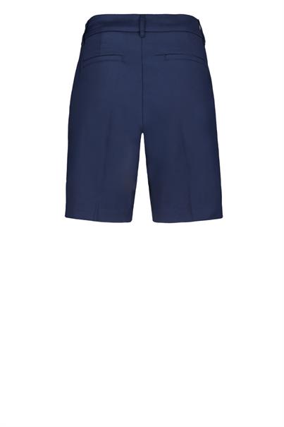 Red Button Short Ava 4491