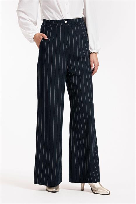 Studio Anneloes Broek Holly