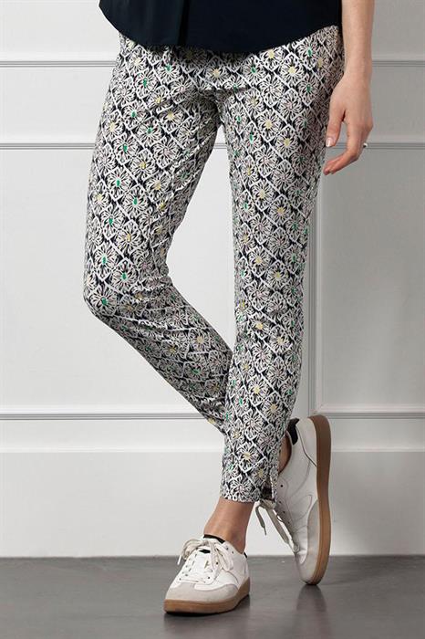 Studio Anneloes Broek Startup Flower