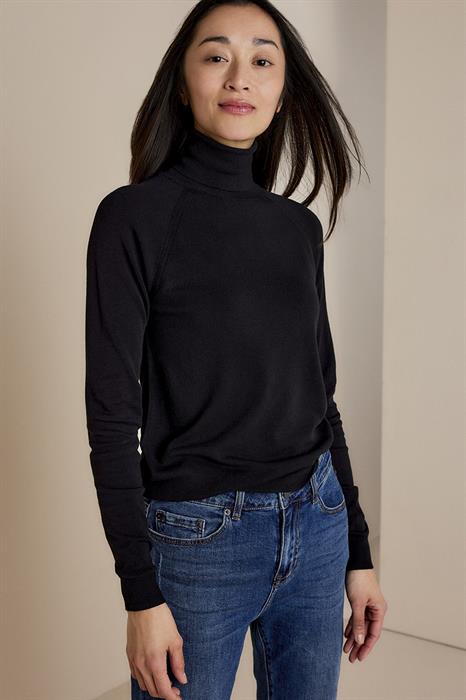 Summum woman Trui Paris