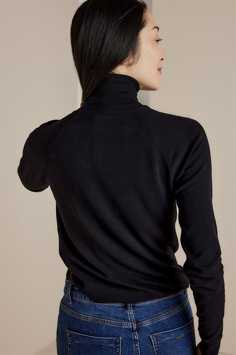Summum woman Trui Paris